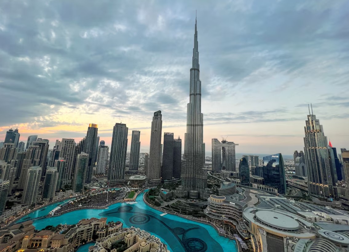 cover UAE non-oil business grows steadily in April as hiring speeds up, PMI shows