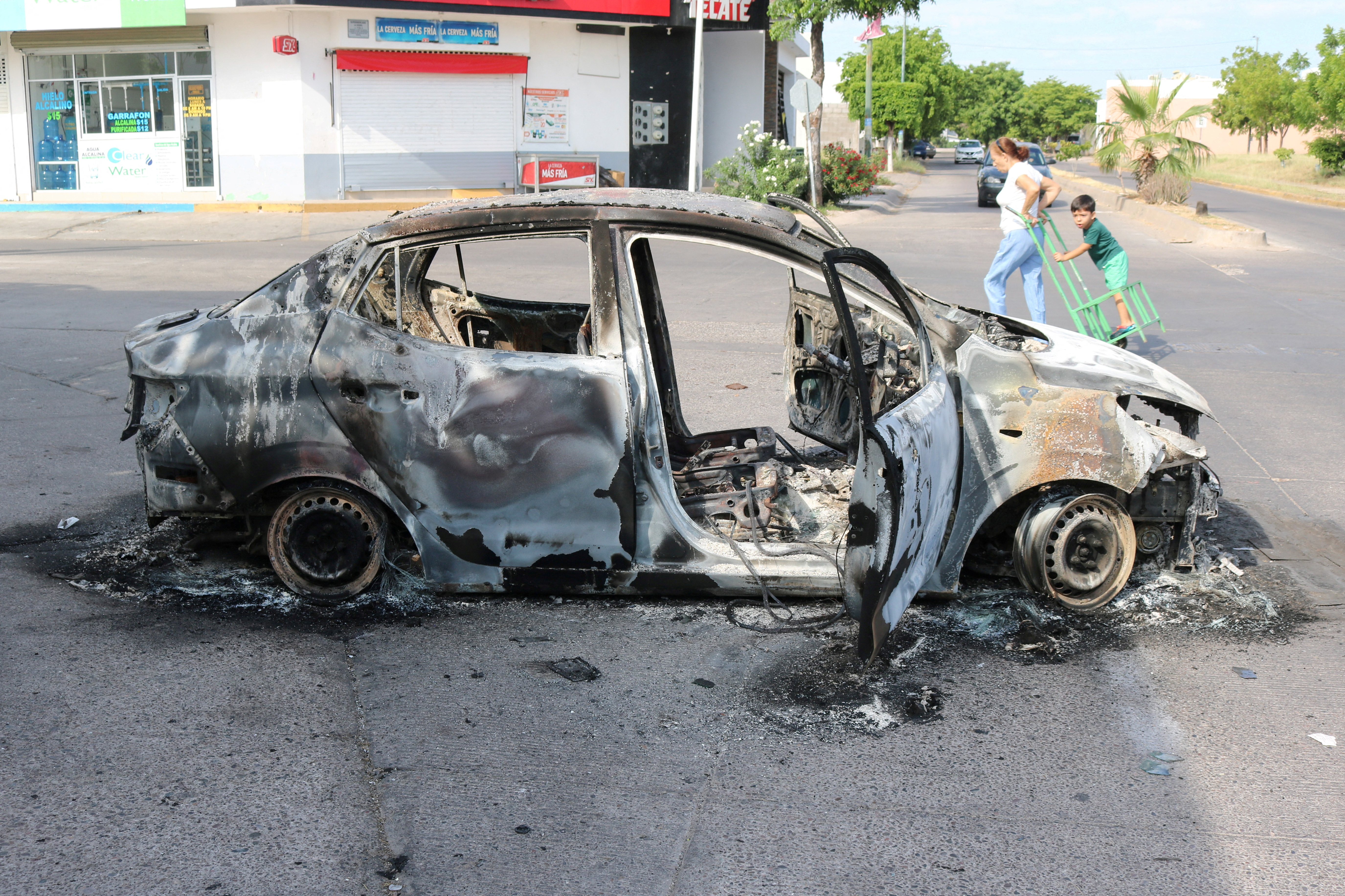 image Mexican drug cartel&#8217;s war intensifies as 35 killed in 2 separate instances since Monday