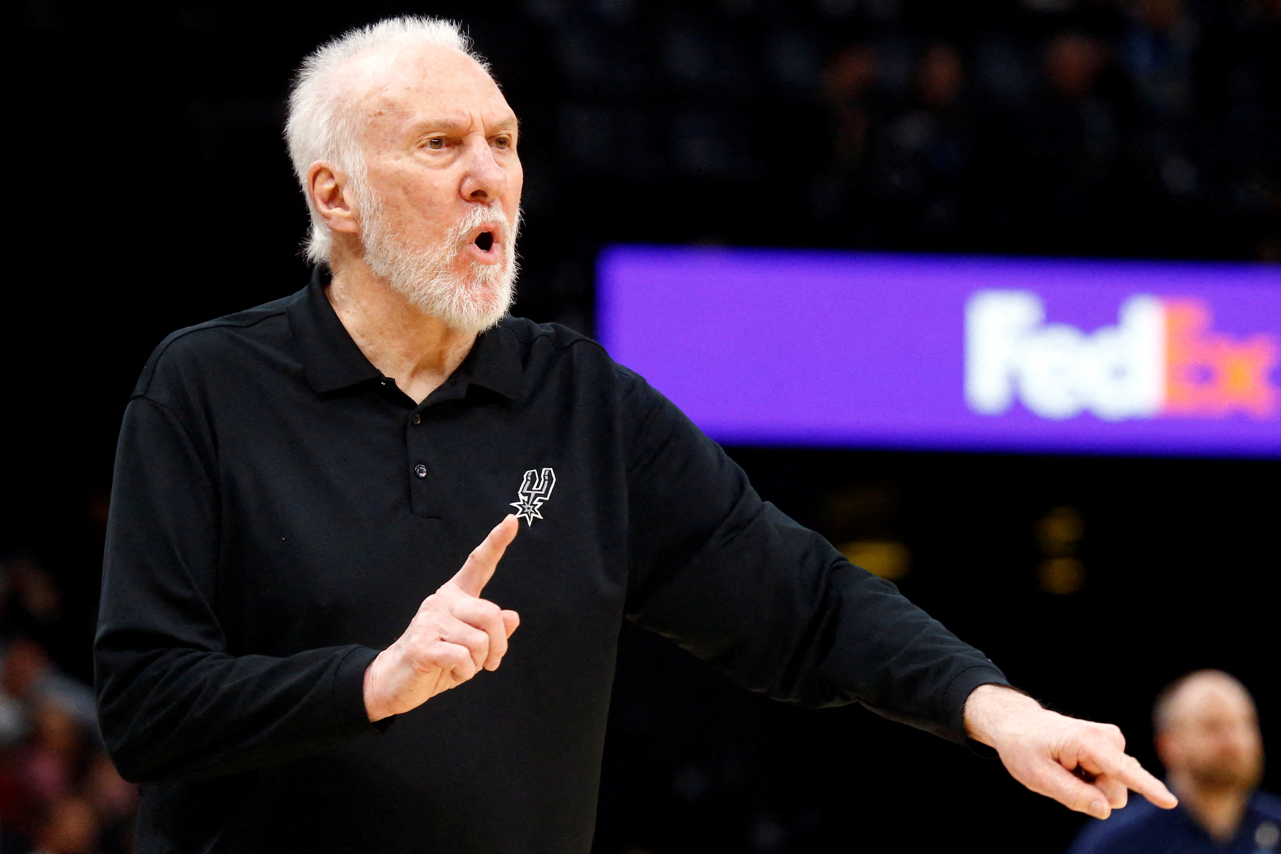 image Spurs’ Gregg Popovich leaves bench, becomes team president