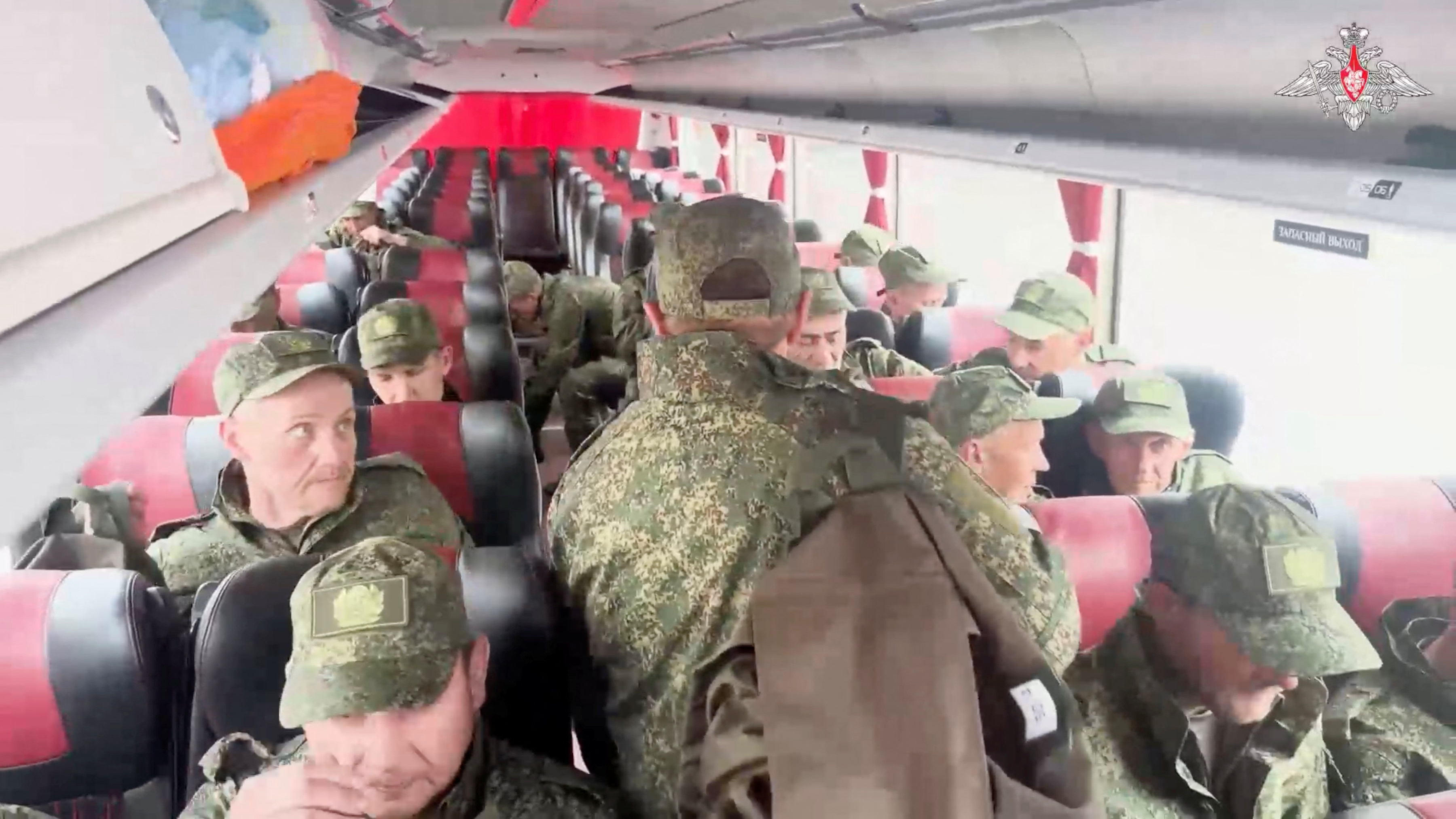 cover Russia and Ukraine swap 307 soldiers on second day of POW exchange